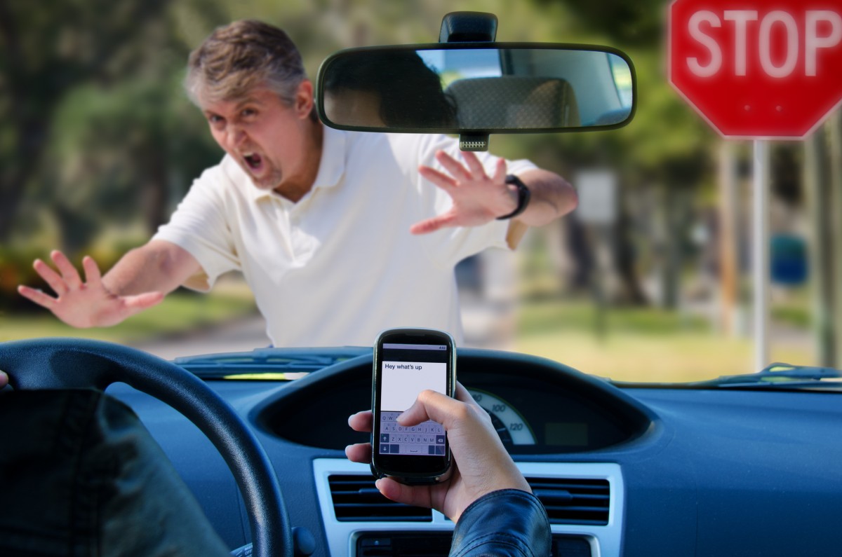 cell phone distractions driving